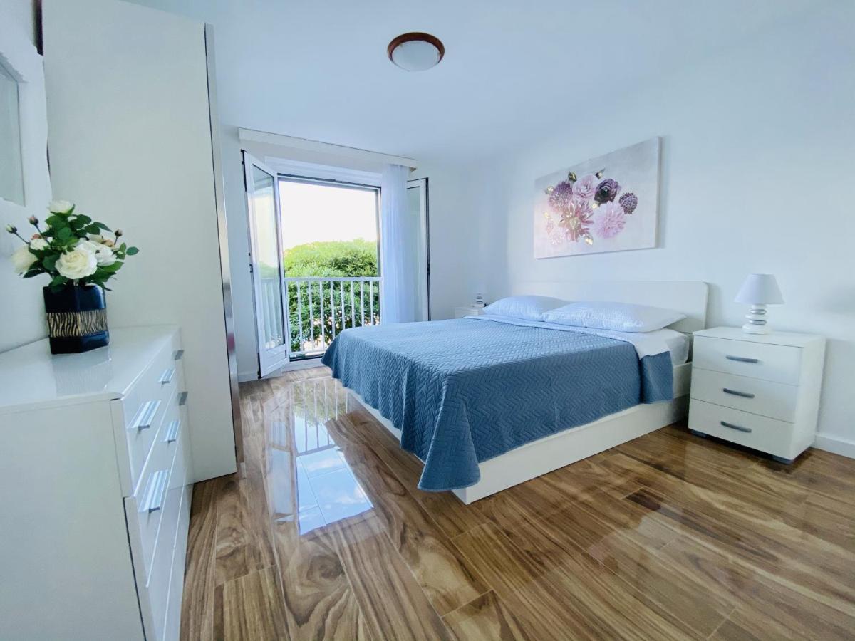 Apartments By The Sea Postira, Brac - 2928 Exterior foto